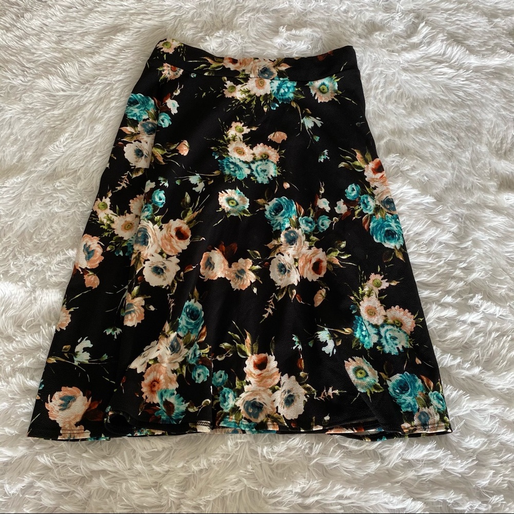 💐Rainbow Floral Skater Skirt Size Large